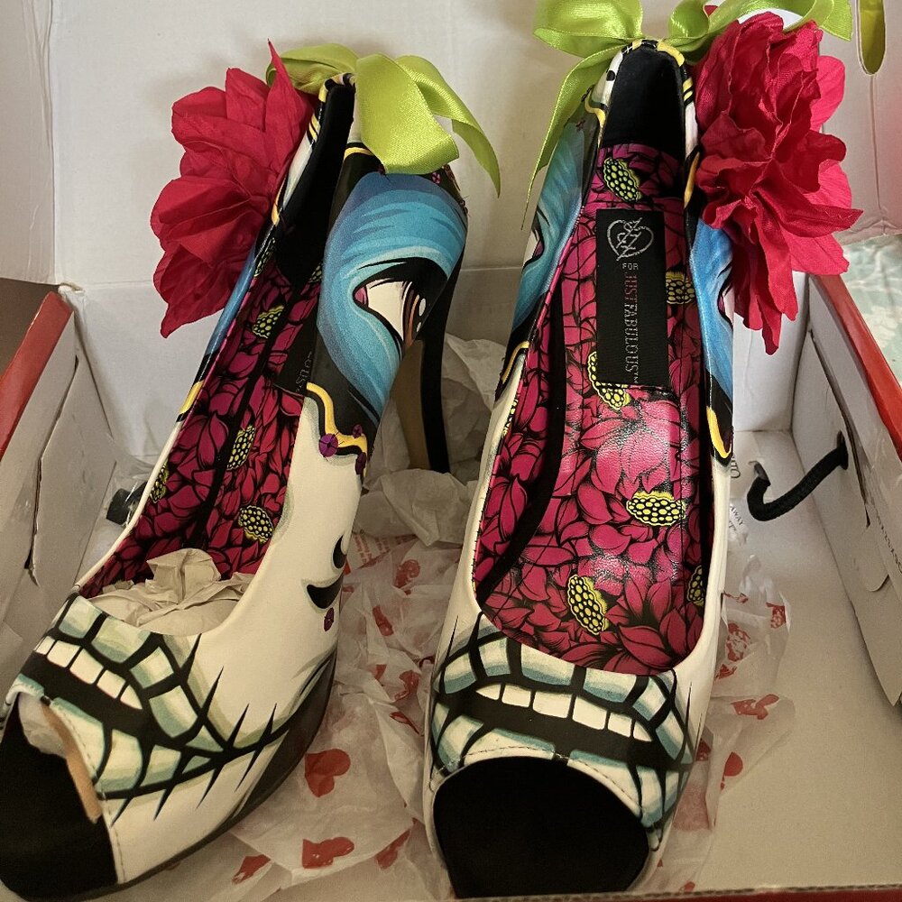 JustfFab Iron Fist Lady Killer Platform Shoes Size US 8.5